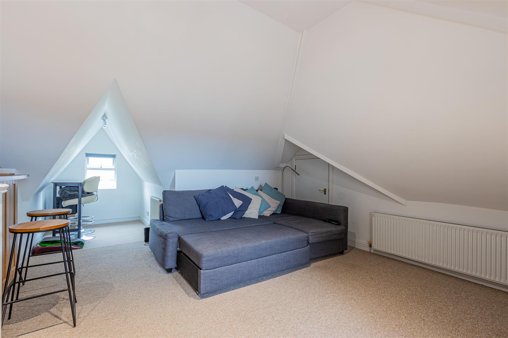 AMESBURY ROAD, PENYLAN, CARDIFF Jeffrey Ross Estate Agents